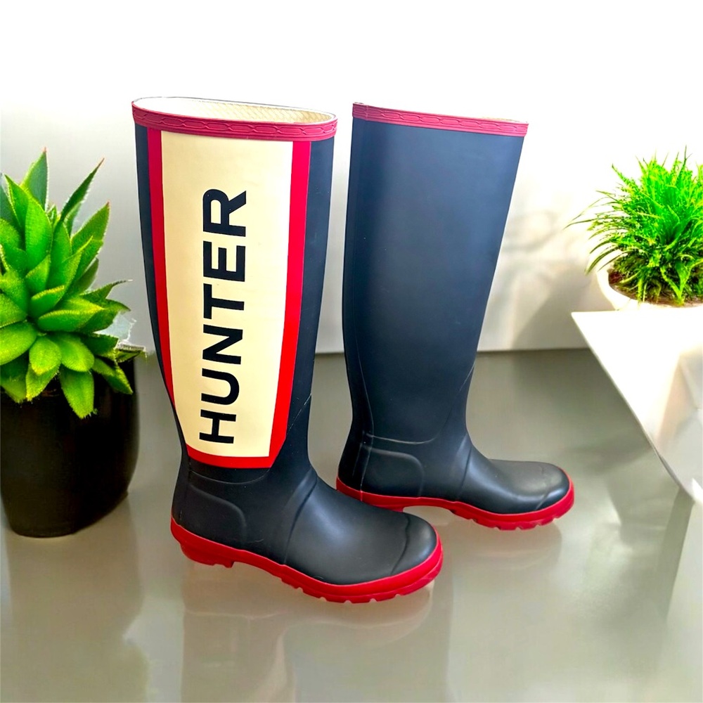 Hunter Limited Edition Black Boots with large Hunter Logo on side and Red soles.
